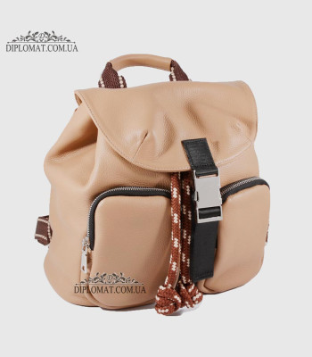 Рюкзак женский VALIENTE 1058 Кожаный Два накладных кармана на молнииSAUVAGE Caramel