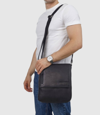 Сумка мужская через плечо среднего размера HILL BURRY 3069/10026HB Crazy Horse Black