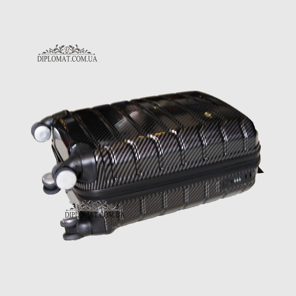 Чемодан поликарбонат на колесах GUARD 010603 CARBON BLACK Черный Маленький 21*50*33 cm 2,47 кг